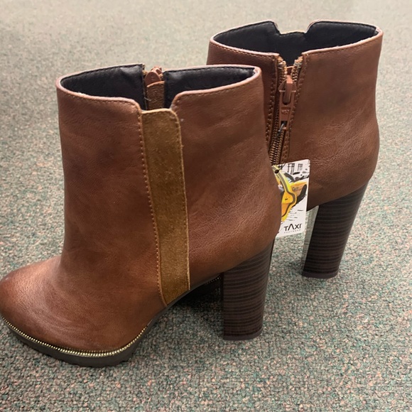 Taxi heels - Picture 1 of 2